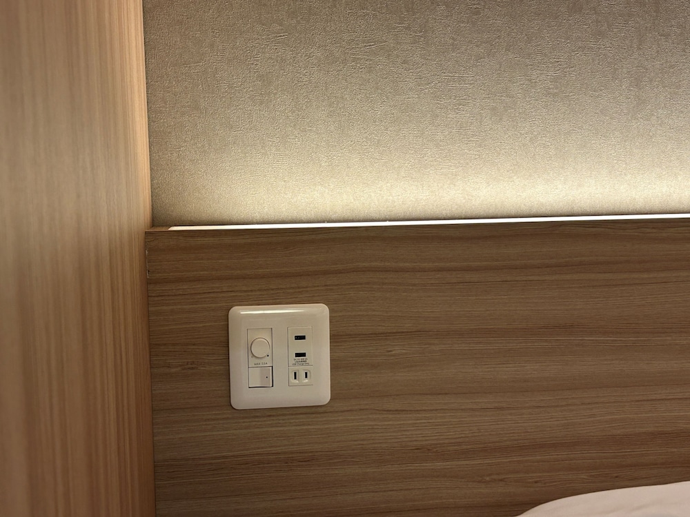 Basic Triple Room photo 3