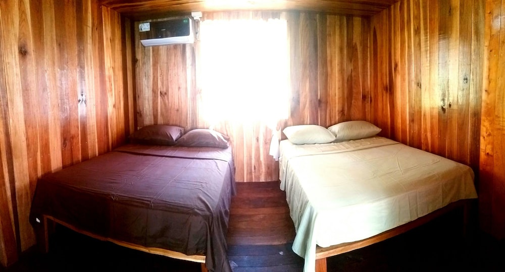 Deluxe Quadruple Room, 2 Double Beds, Ocean View photo 1