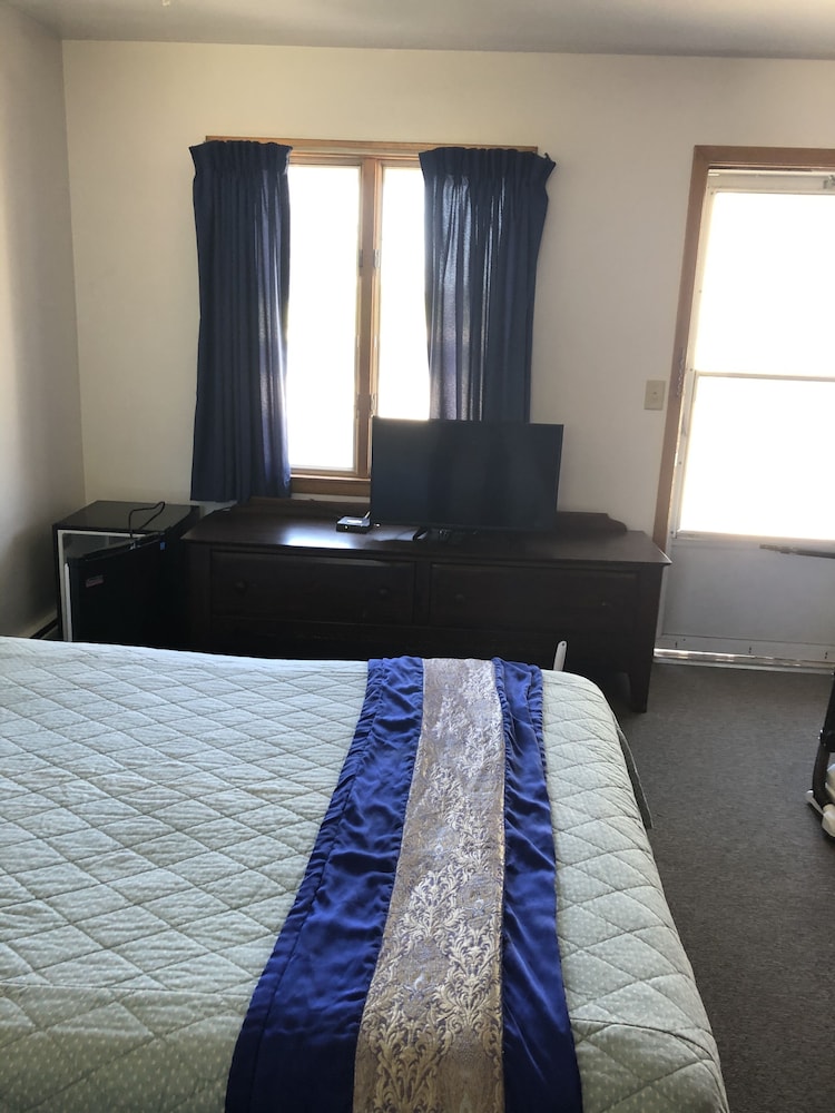 Standard Room, 2 Double Beds photo 1