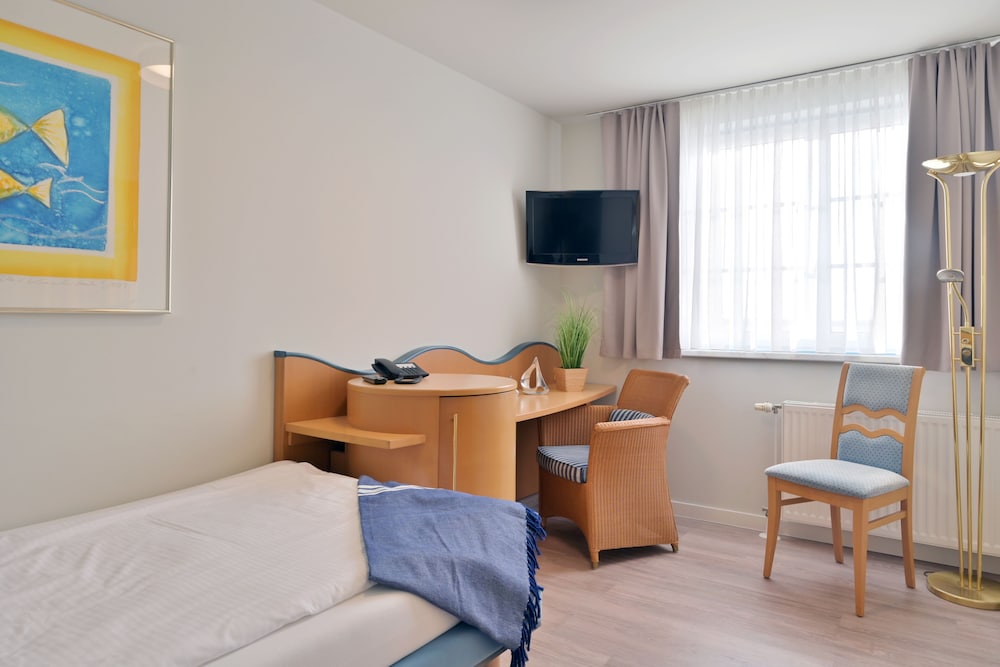 Single Room photo 2