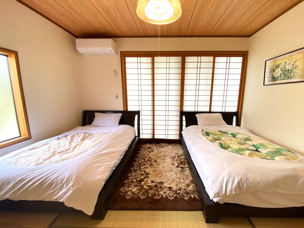 Annex Japanese Western Style Room with Bathroom photo 3
