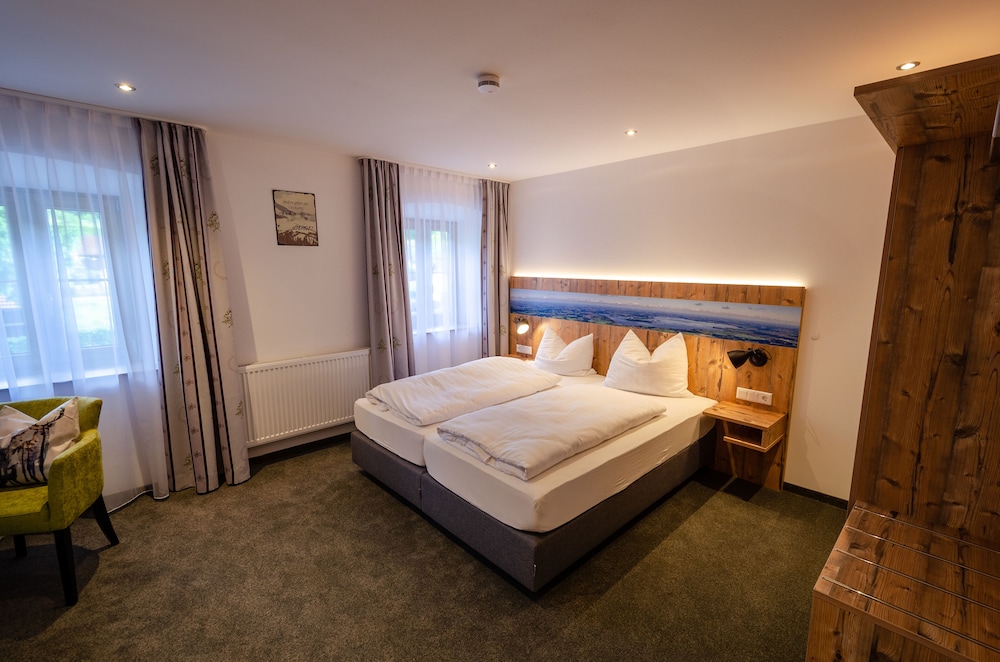 Standard Double Room photo 1