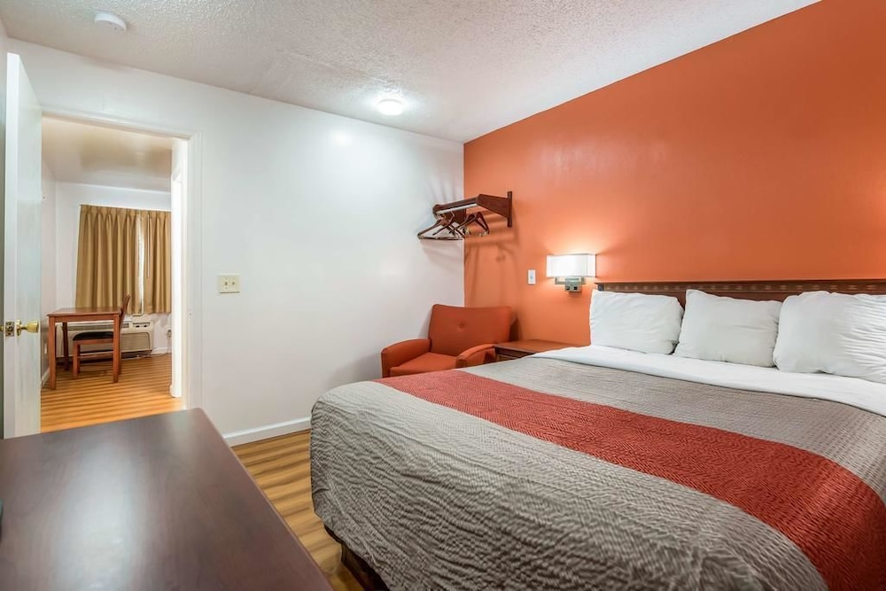 Suite, 1 Bedroom photo 1