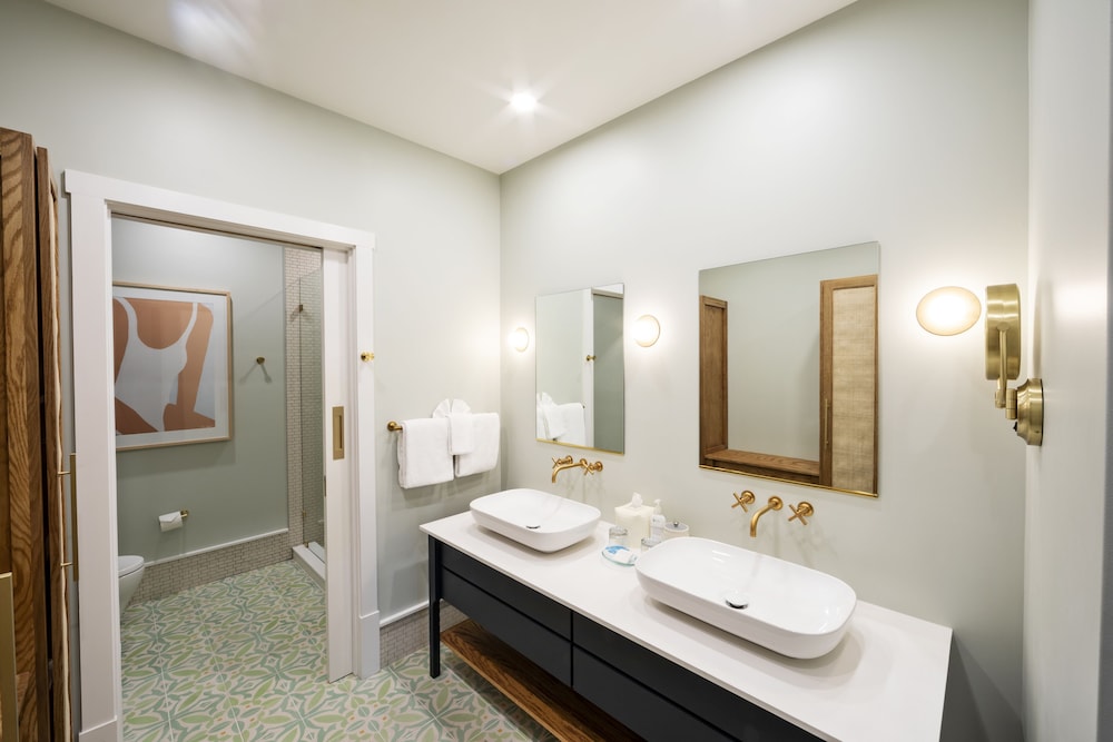 Serenity Suite - One Bedroom