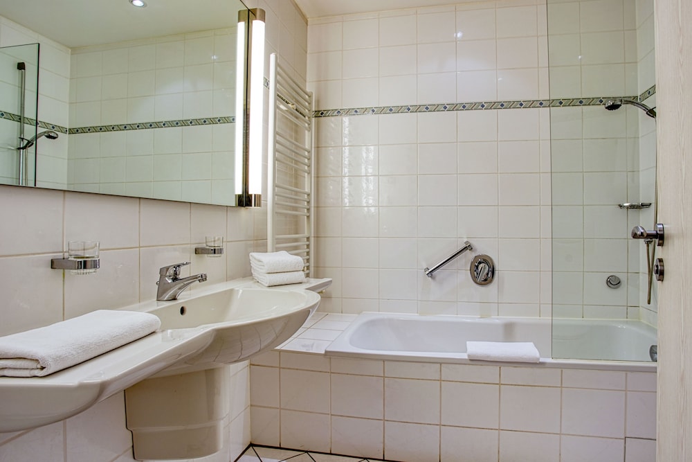 Deluxe Double Room, 1 Double Bed, Non Smoking, Garden View photo 2