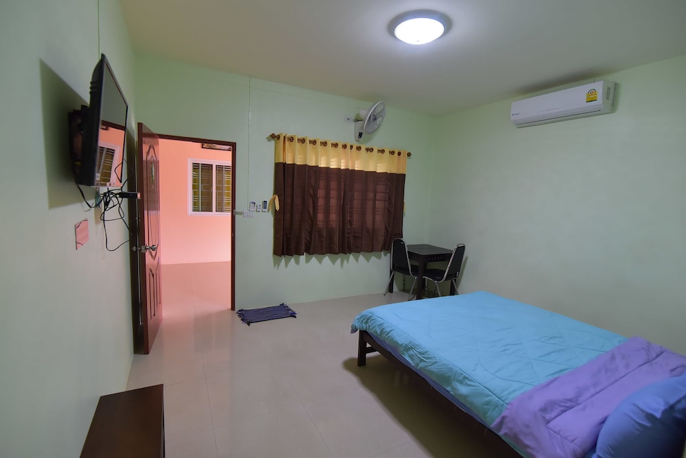 Basic Double Room photo 1