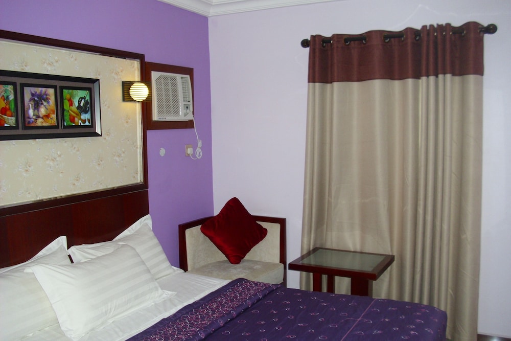 Standard Room, City View photo 3