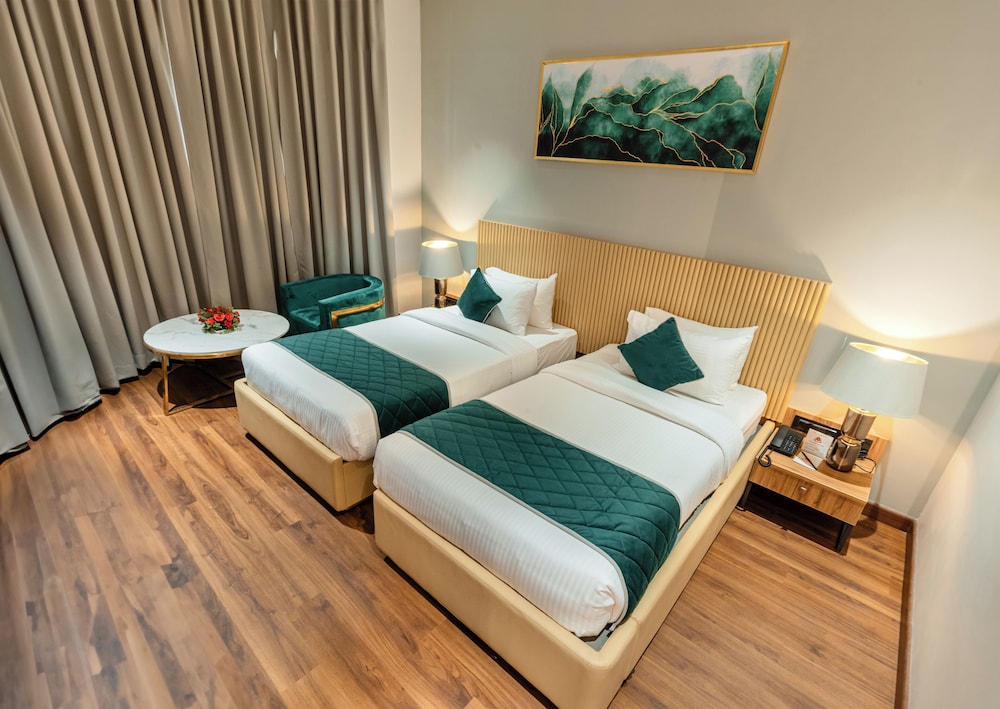 Deluxe Double or Twin Room photo 1