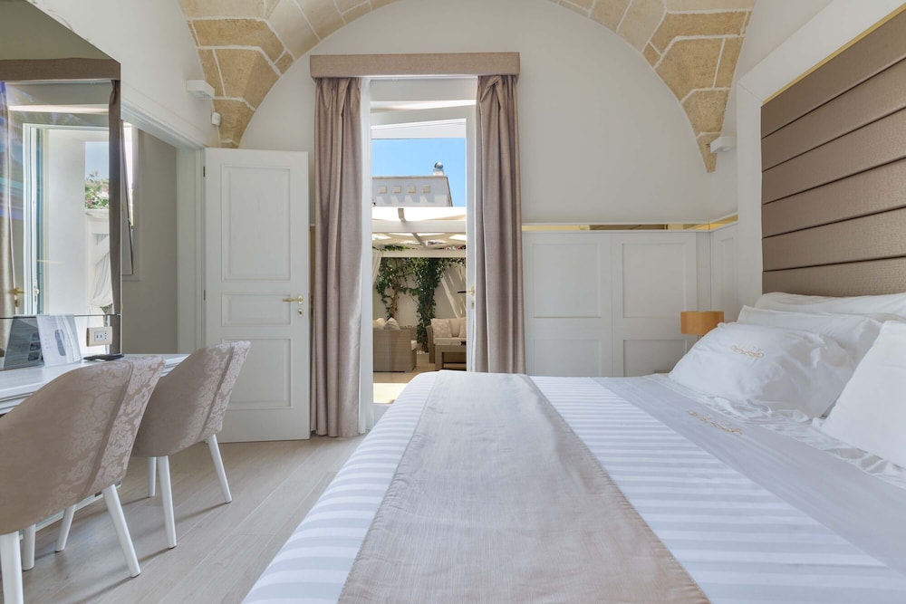 Standard Room - Photo 2