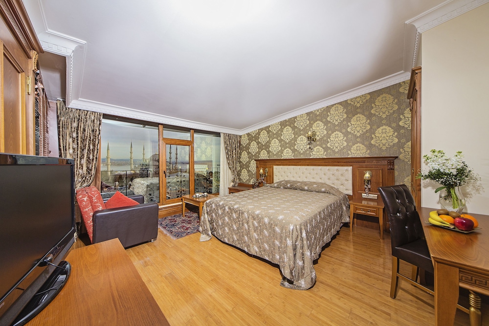 King Suite with Blue Mosque & Haghia Sophia View photo 1
