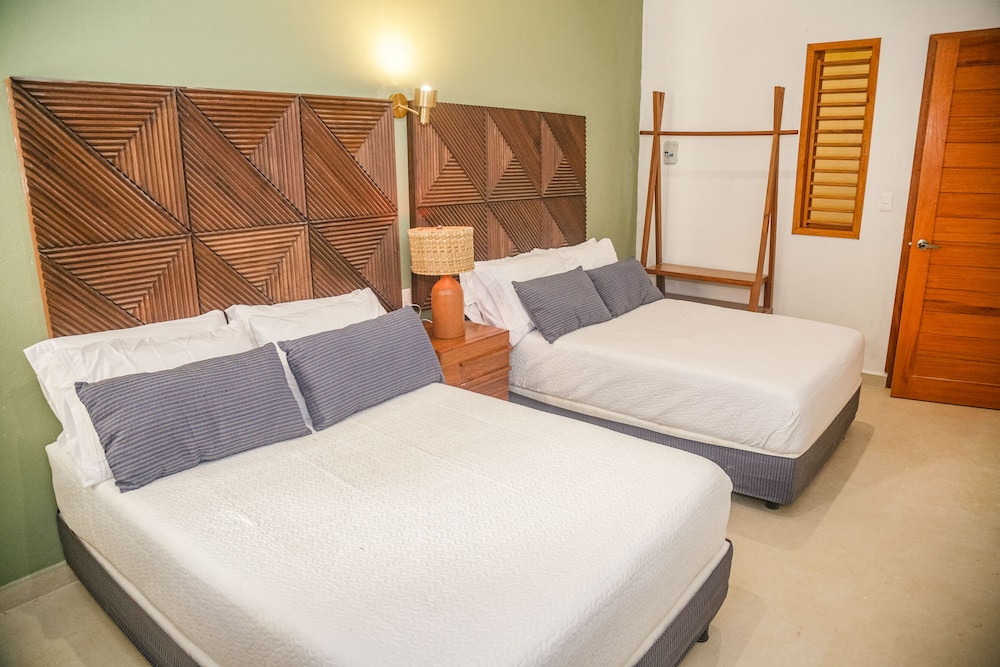Economy Double Room, 2 Double Beds