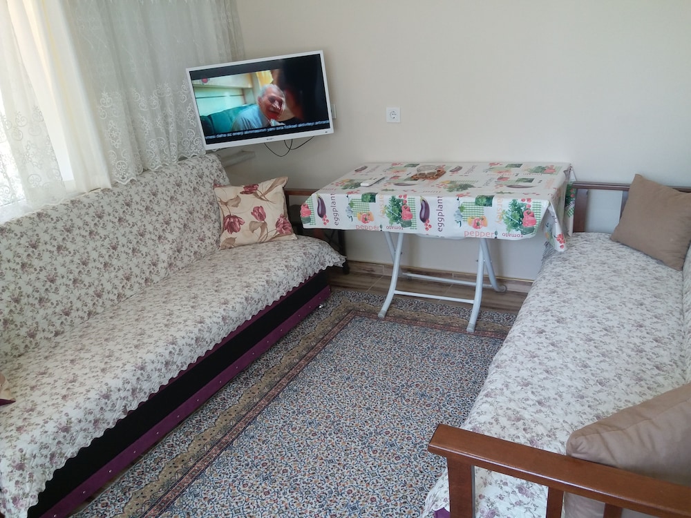 Family Room photo 2