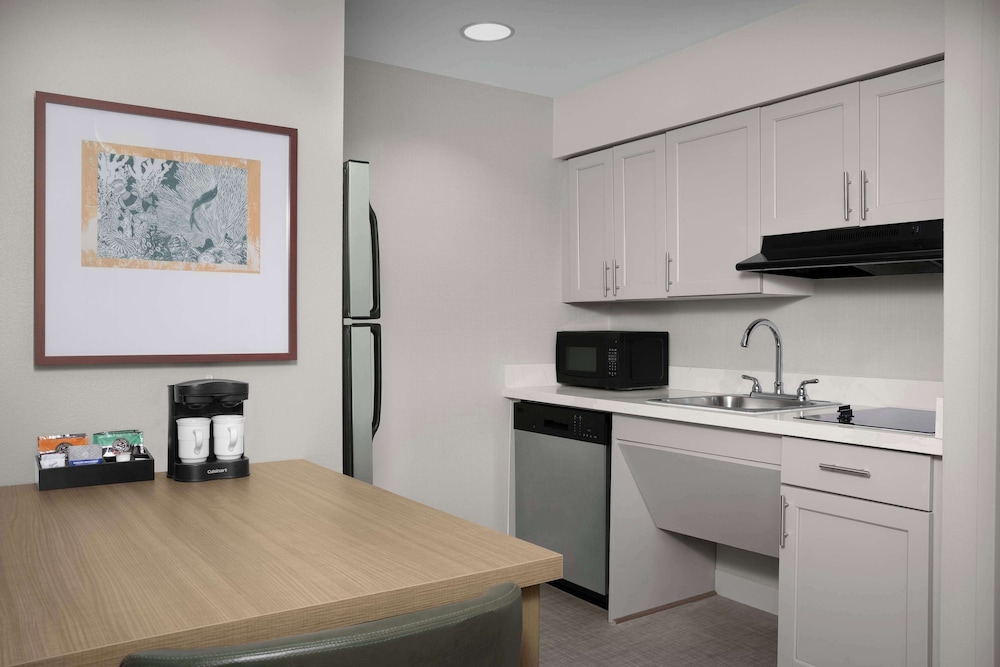 Suite, 2 Queen Beds, Accessible (Hearing) - Photo 4