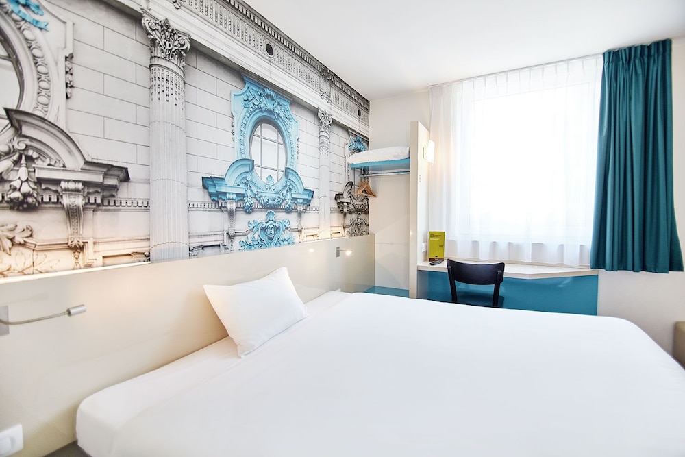 Standard Room photo 1