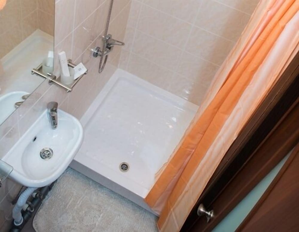 Standard Single Room photo 2
