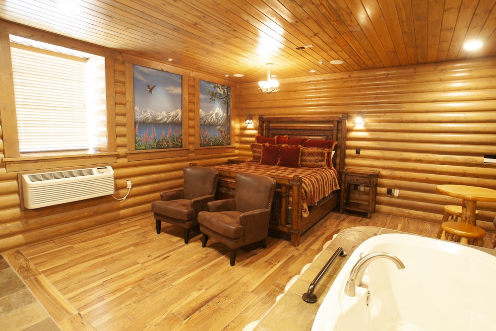 Suite, 1 King Bed (Alaska Theme) photo 2