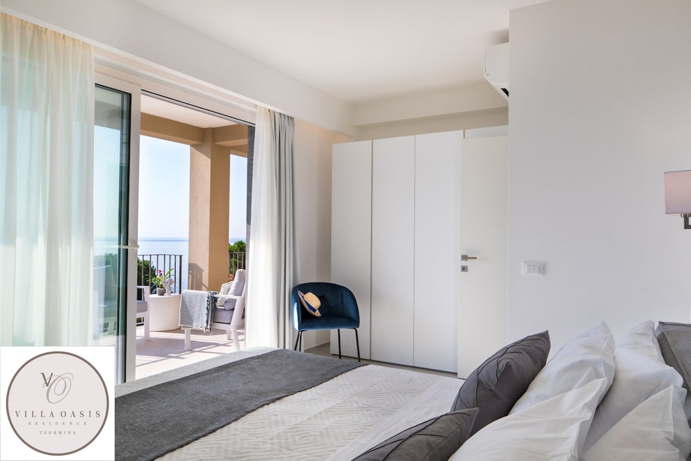 Deluxe Penthouse, 4 Bedrooms, Jetted Tub, Sea Facing