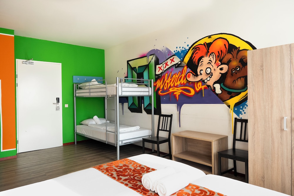 Economy Quadruple Room