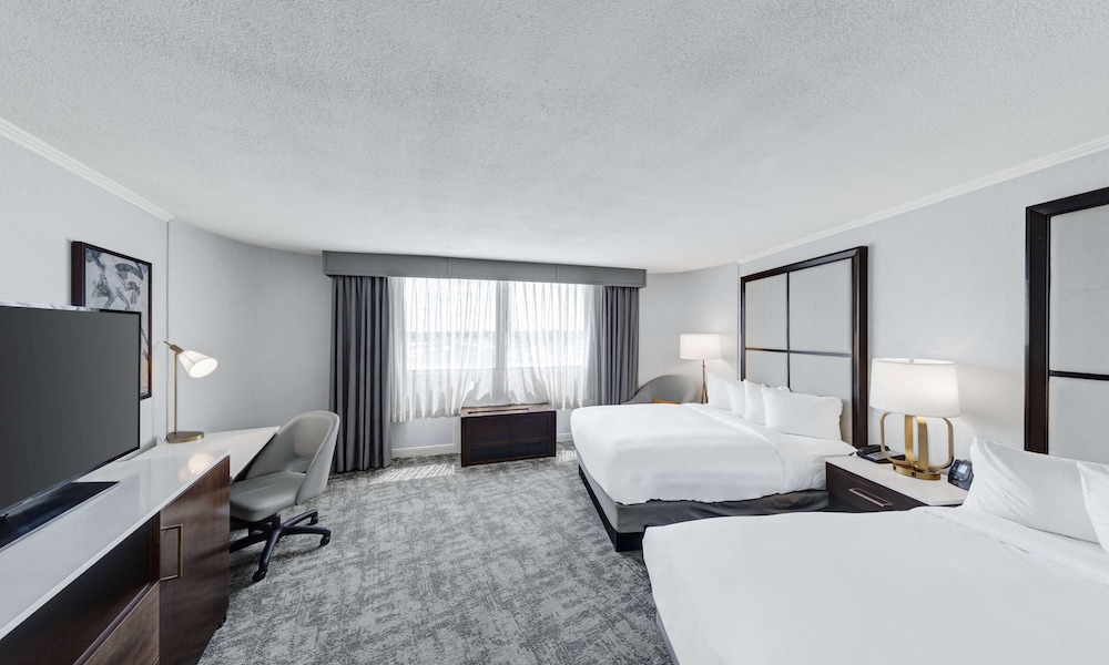 Room, 2 Queen Beds, Accessible (Hearing) - Photo 1