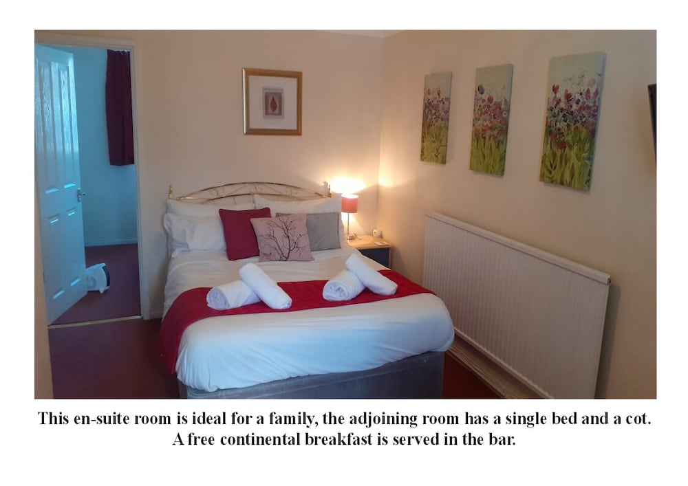 Standard Suite, Ensuite photo 2