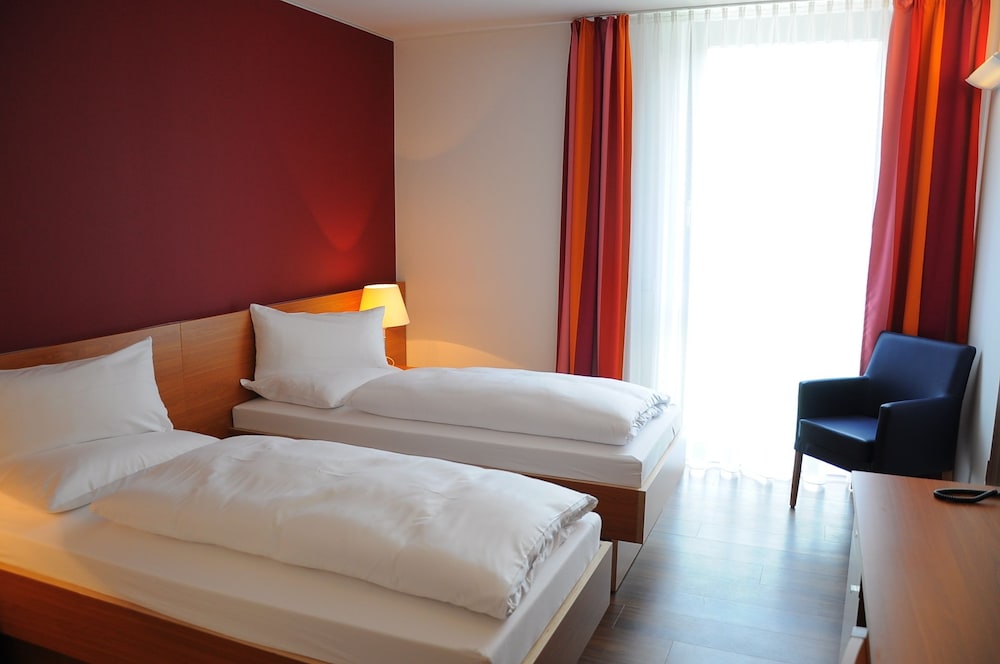 Twin Room, Non Smoking