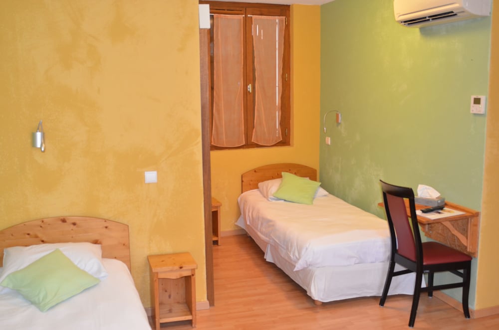 Family Room, Multiple Beds, Non Smoking photo 3