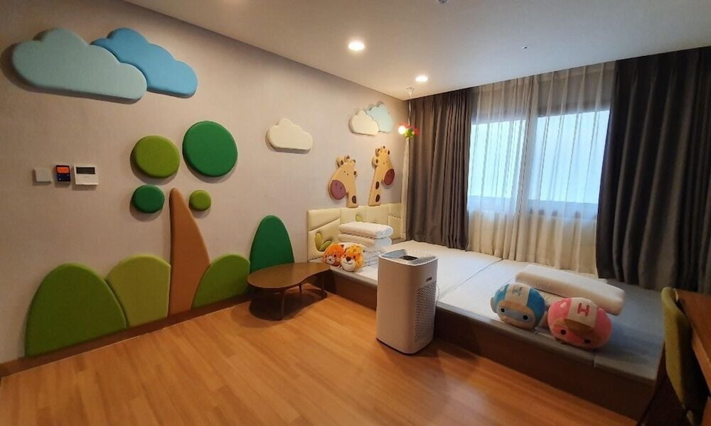 Premium Kids Deluxe Bed photo 3