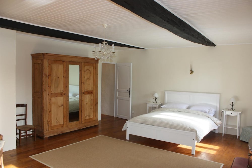 Comfort Double Room (La Huppe) photo 1