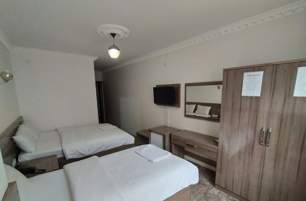 Comfort Triple Room, Non Smoking, City View photo 1