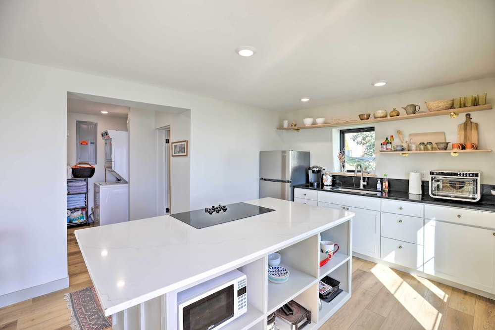 House (2 Bedrooms) photo 2