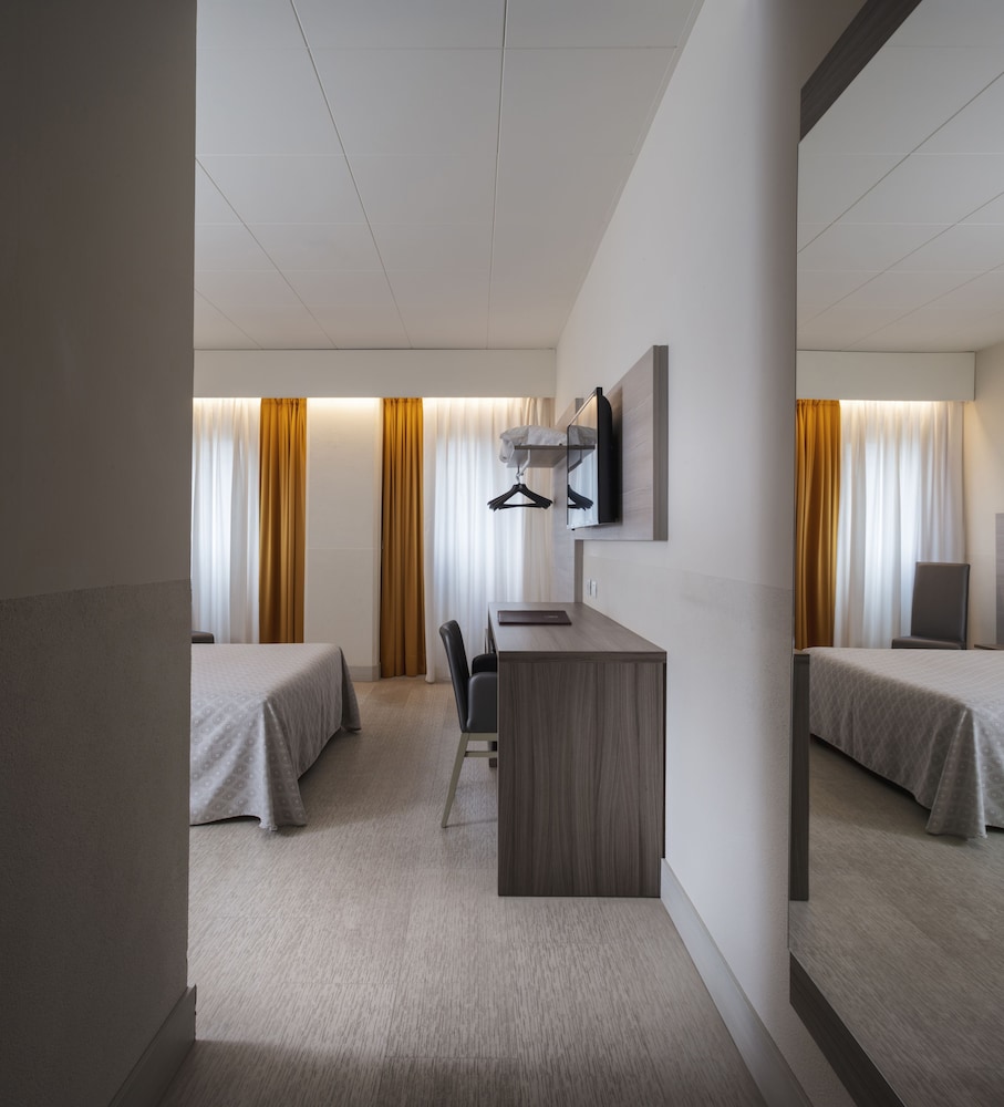 Comfort Double or Twin Room - Photo 20
