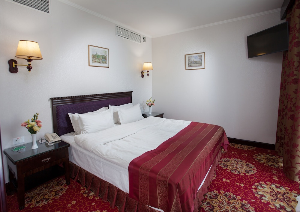 Luxury Room, 1 Bedroom, Balcony, Park View photo 2