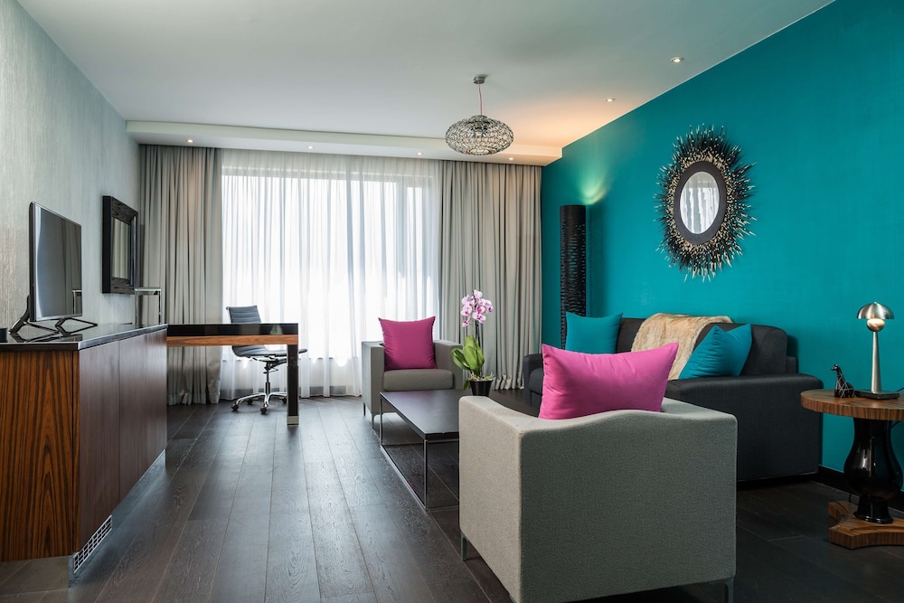 Executive Suite, 1 Bedroom (Lounge Access) photo 2