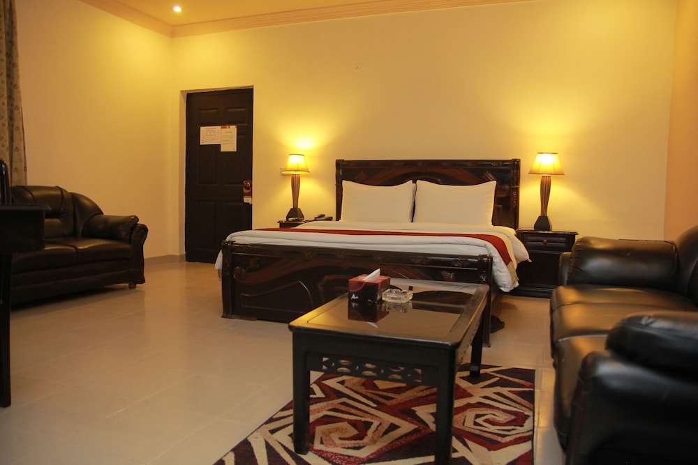 Executive Room, 1 Queen Bed, Private Bathroom photo 1