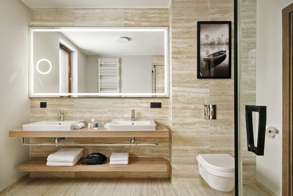 Junior Suite, Non Smoking - Photo 7