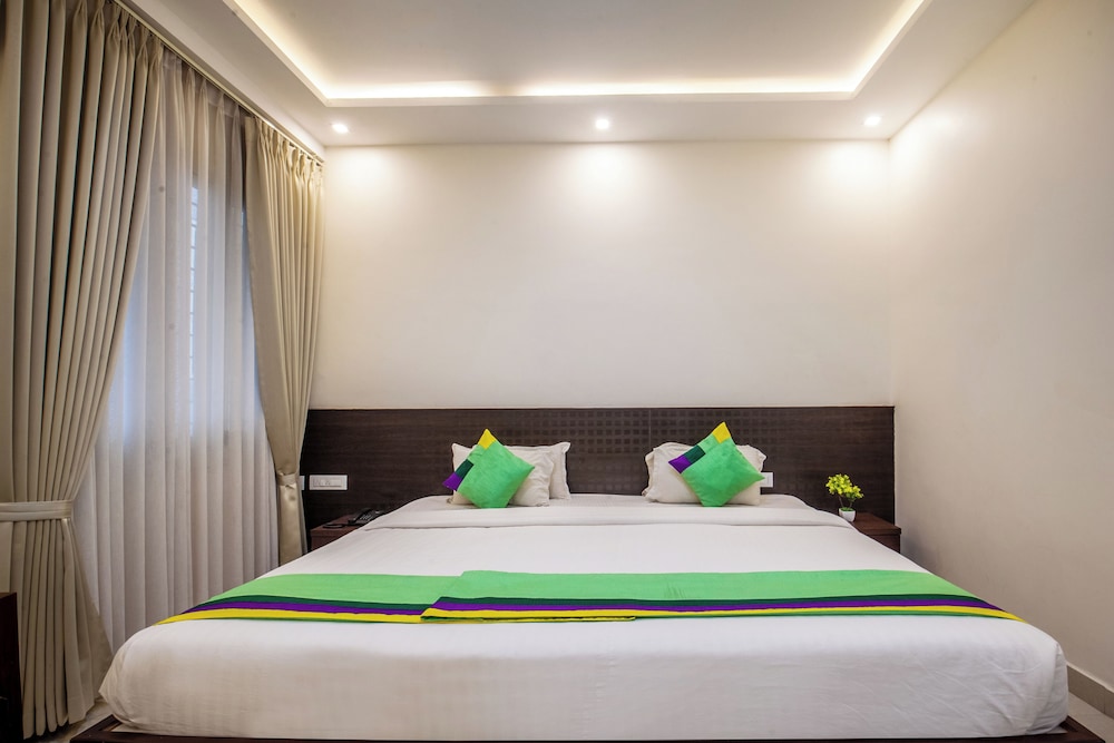Deluxe Room - Photo 5