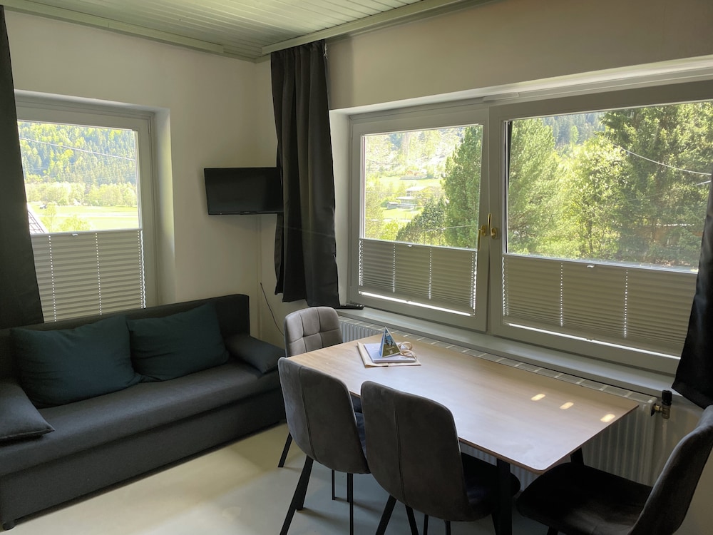 Comfort Apartment, Balcony, Mountain View photo 3