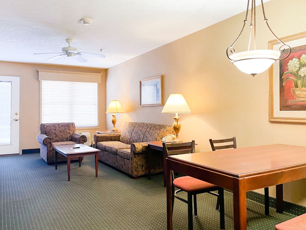 Willowbrook One Bedroom Jacuzzi photo 1