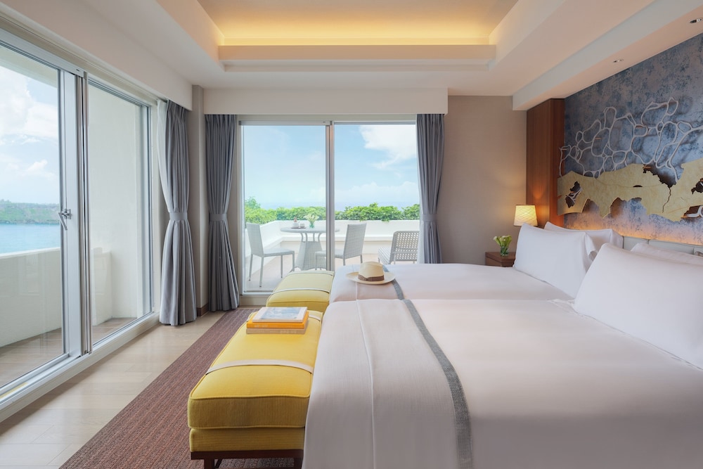 Suite, Club Lounge Access (Nago Bay) - Photo 5