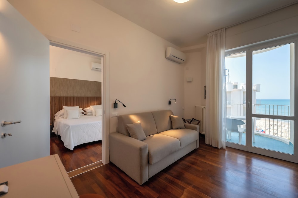 Family Suite, Balcony, Sea View photo 1