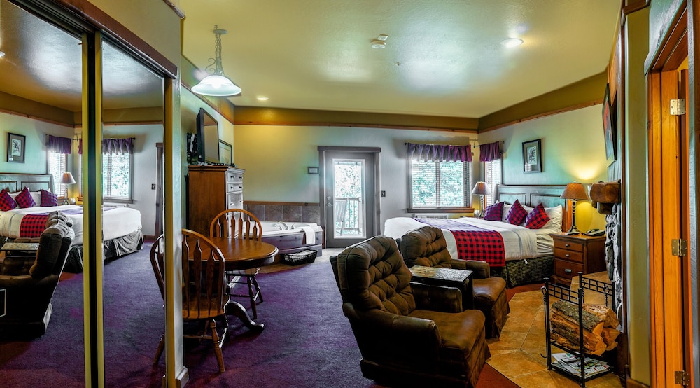 Panoramic Room, 1 King Bed, Jetted Tub, Mountain View