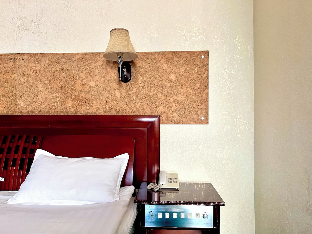Deluxe Double Room, City View - Photo 5