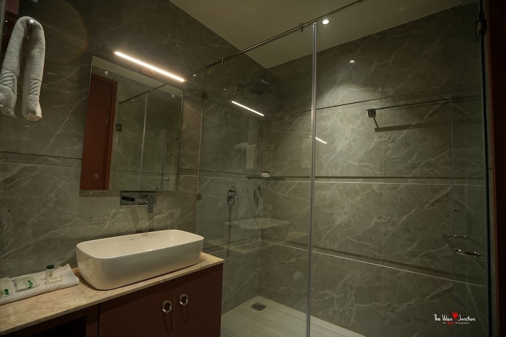 Deluxe Double or Twin Room photo 2