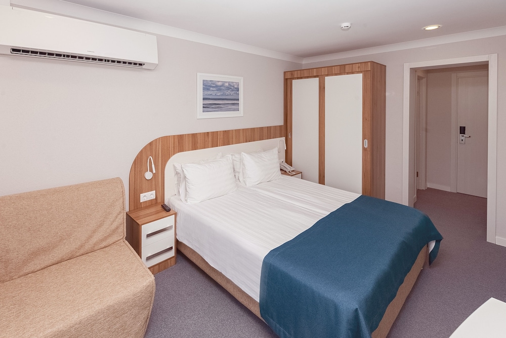 Standard Double Room photo 2