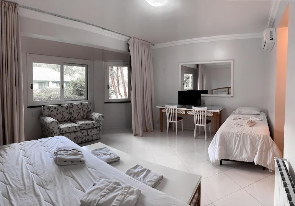 Deluxe Triple Room photo 1