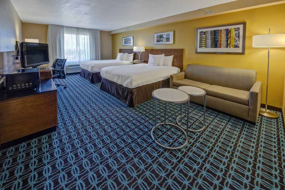 Room, Multiple Beds