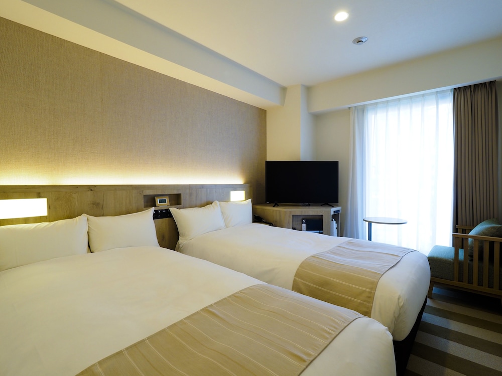 Superior Plus Twin, Non Smoking (Minato Mirai 21 View) - Photo 1