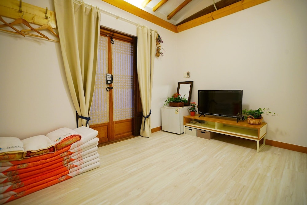 Traditional Room (Sun) photo 1