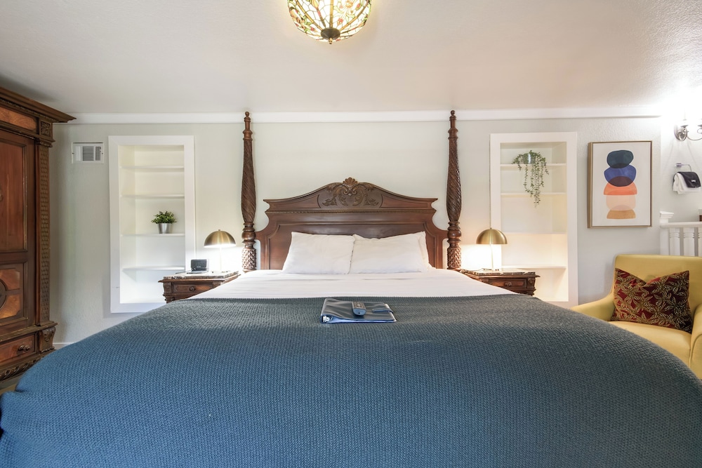 Gables Suite - Photo 3
