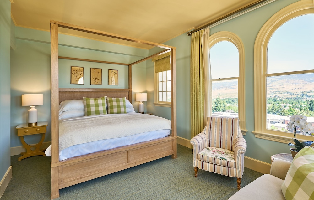 Premium Room, 1 King Bed, City View photo 1